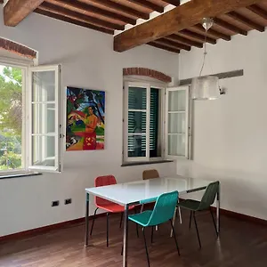 Apartment Under The Tower Pisa