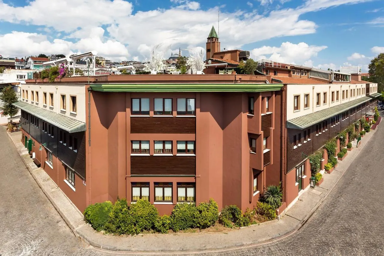Armada Istanbul Old City Hotel 4*,